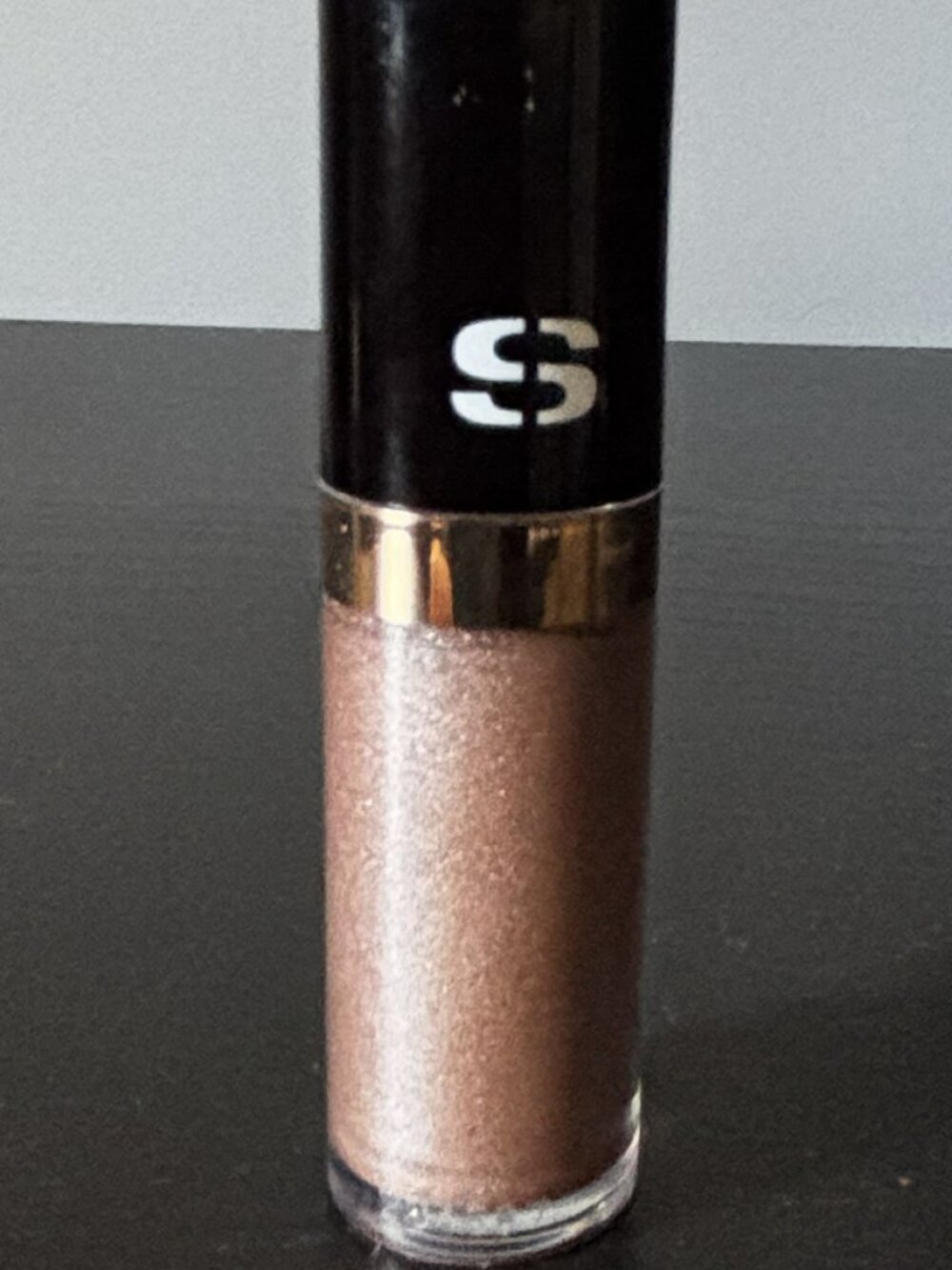 Sisley Paris Ombre Eclat Liquide Eyeshadow in 8 Stardust
